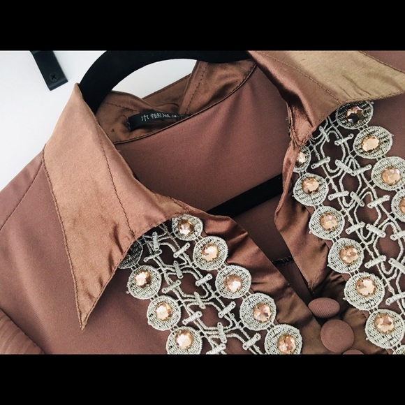 Sectioned Collared Blouse - Picture 4 of 5